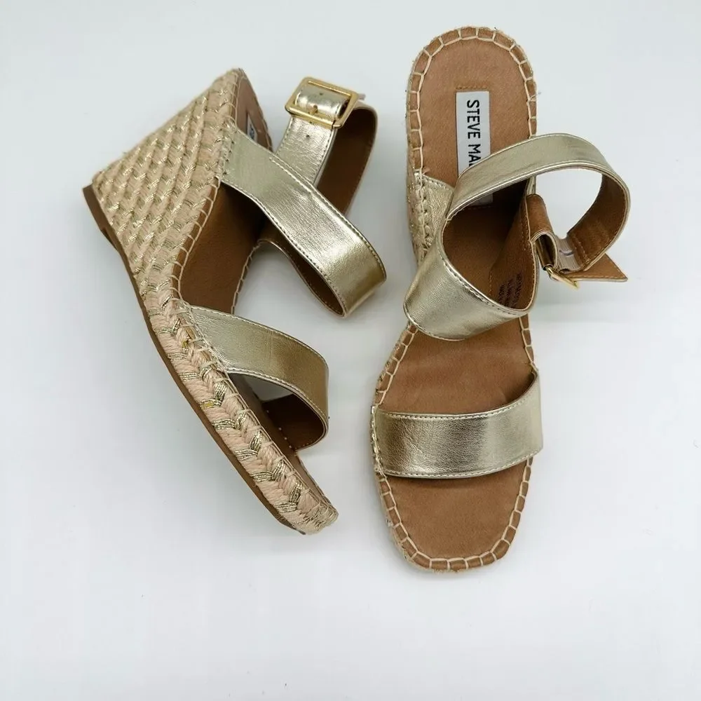 Steve Madden Women's Uri Wedge Sandal